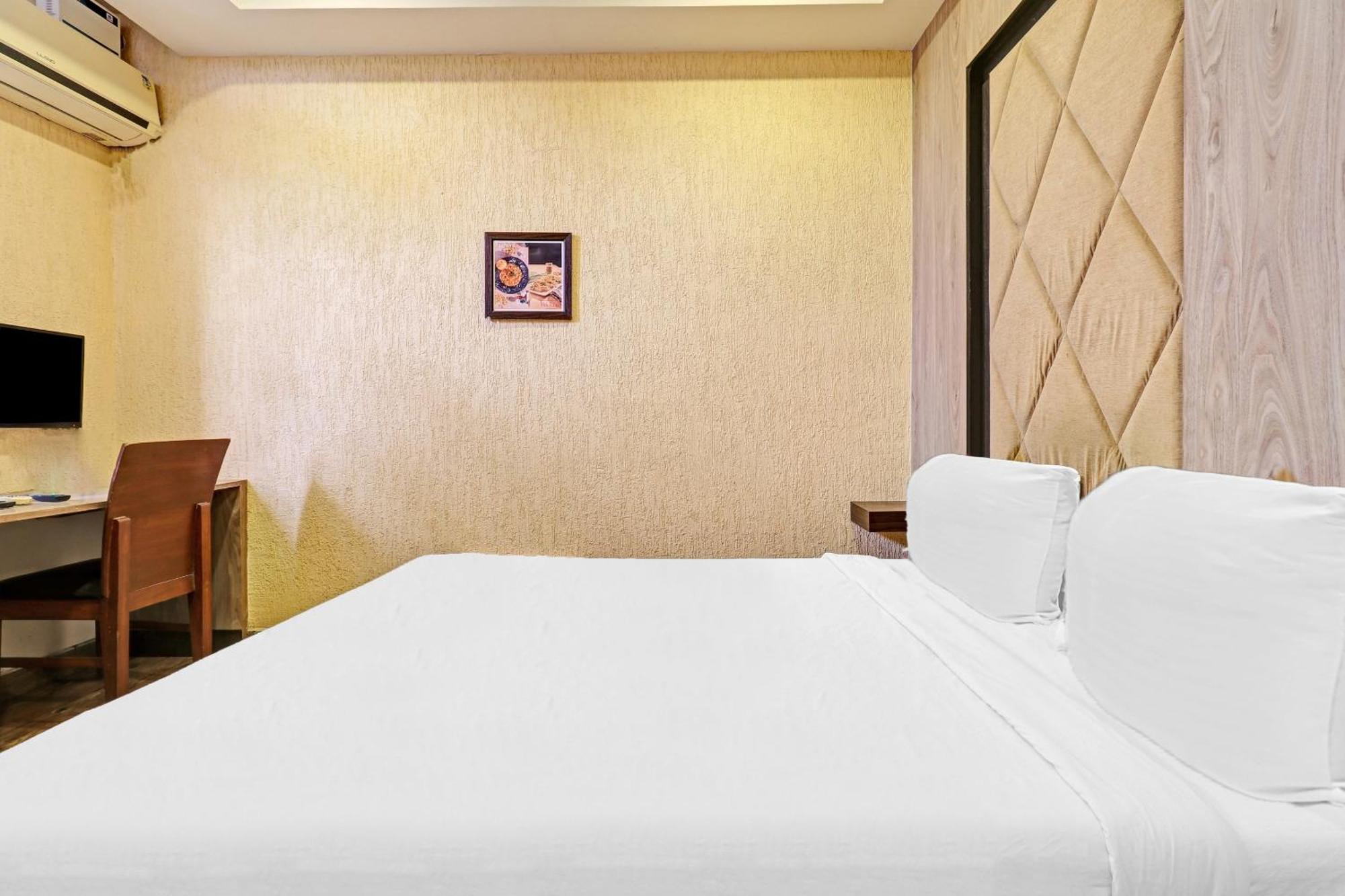 Hotel O Anbu Residency Tiruchirappalli Zewnętrze zdjęcie